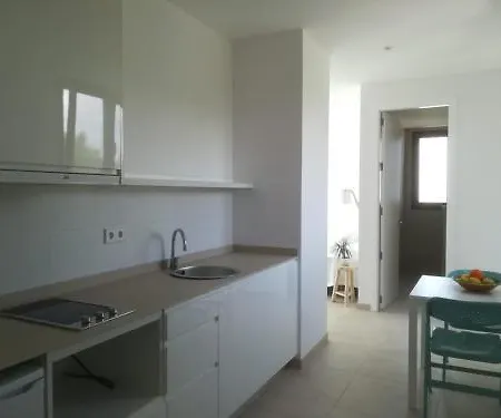 Lägenhetshotell Primera 2*