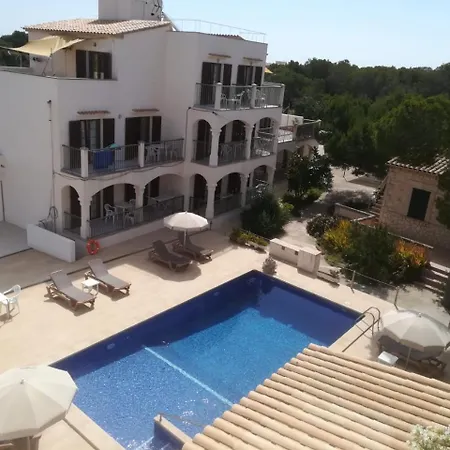 Primera 2* Cala Figuera (Mallorca)