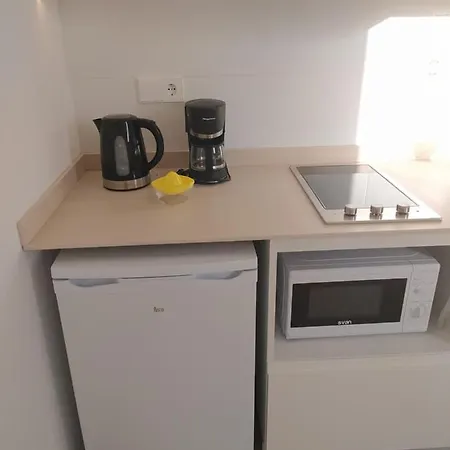 Primera Aparthotel 2*
