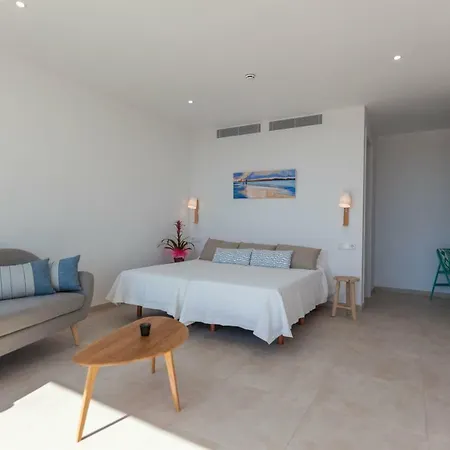 Primera Aparthotel