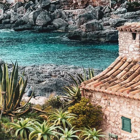 Primera 2* Cala Figuera (Mallorca)