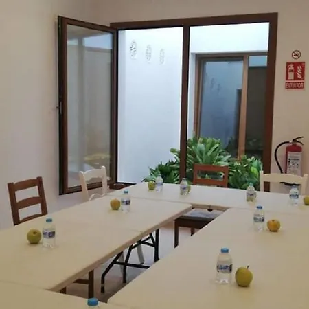 Primera Aparthotel 2*